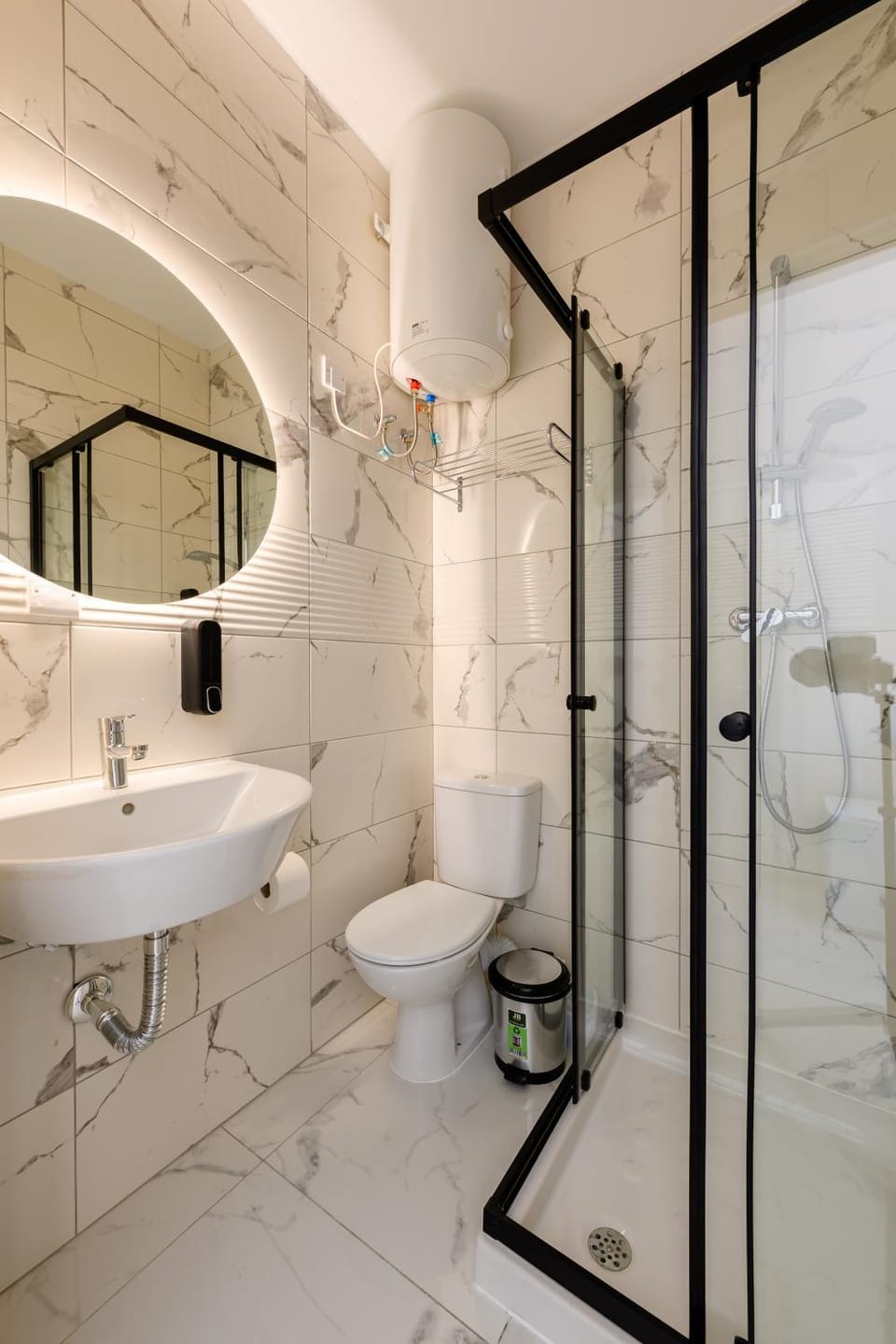 F8-1 Sliema Spacious Room Vacation rental in Sliema