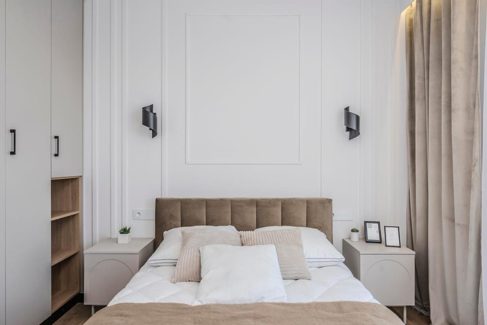 Bed, Photo of the whole room, Bedroom