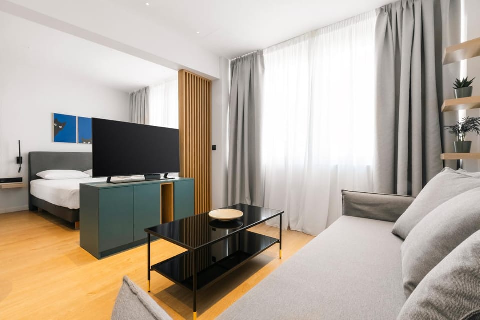 TV and multimedia, Bedroom