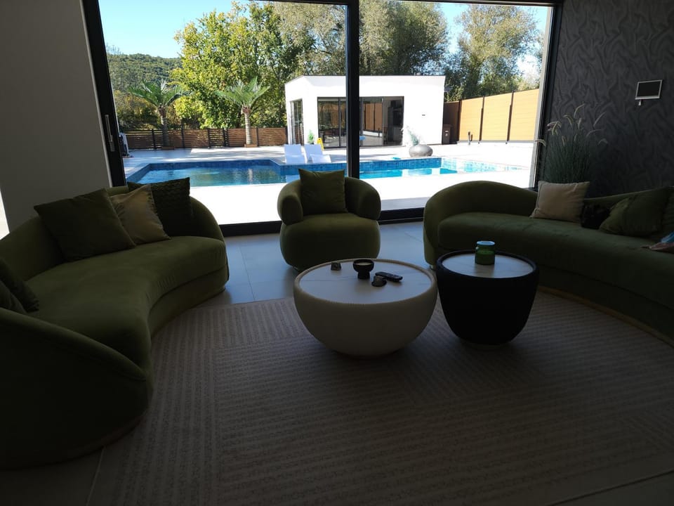 La Villa Luxury Home Bihac Villa in Lika-Senj County