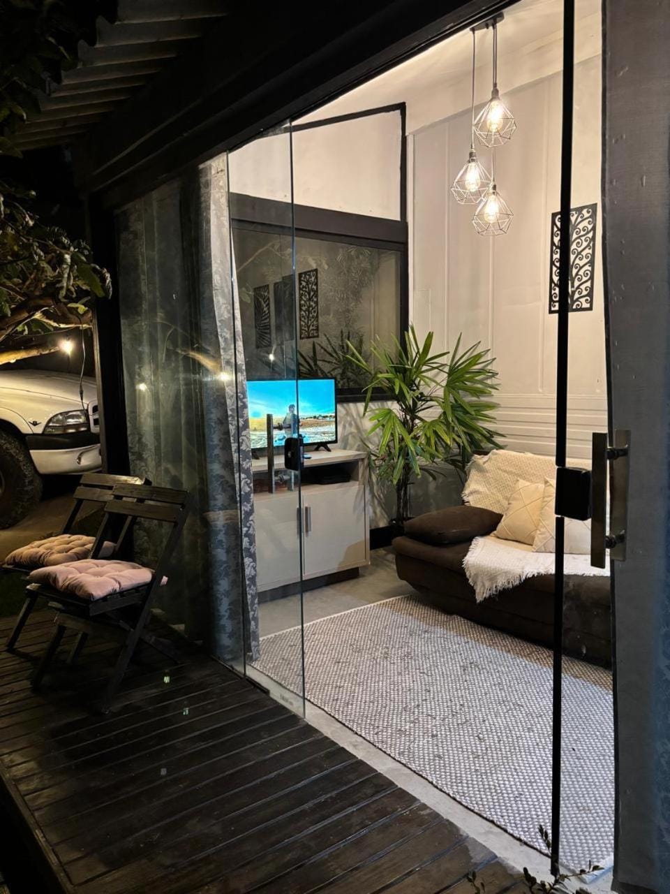 Communal lounge/ TV room, TV and multimedia