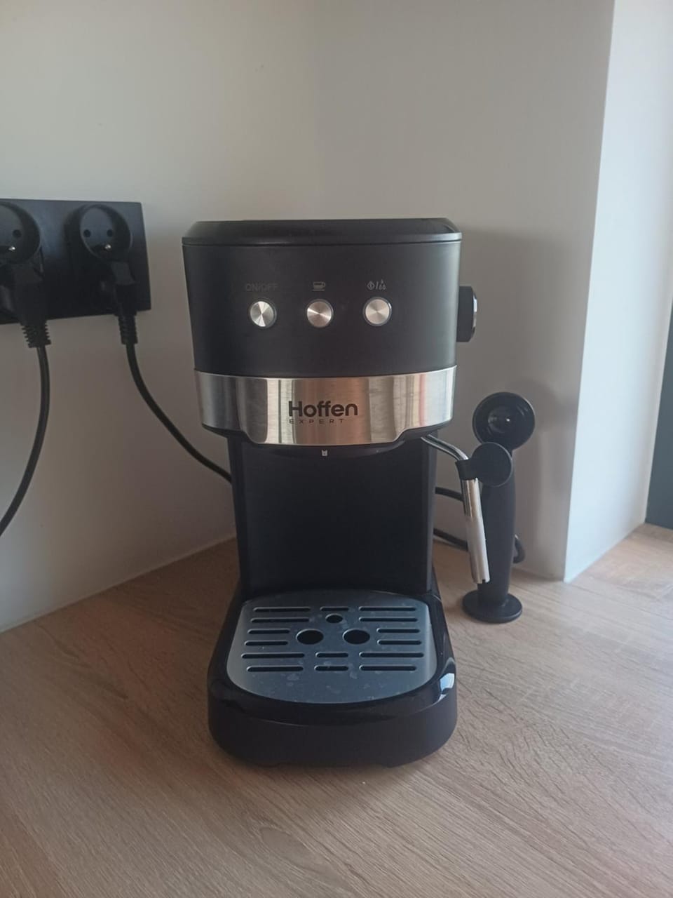 Coffee/tea facilities, Kitchen or kitchenette