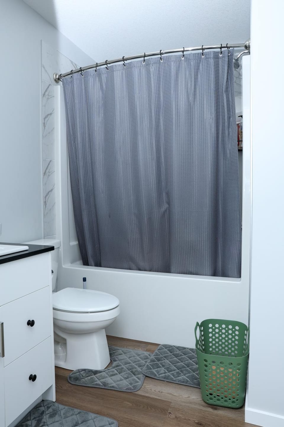 Toilet, Bath