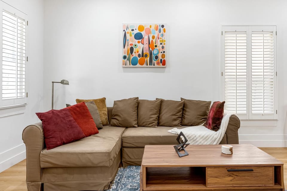 Adorable Pasadena Bungalow House in Pasadena