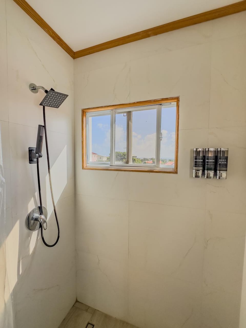 Khepri Soleil Suite - 10min from UVF Airport Apartment in Caribbean