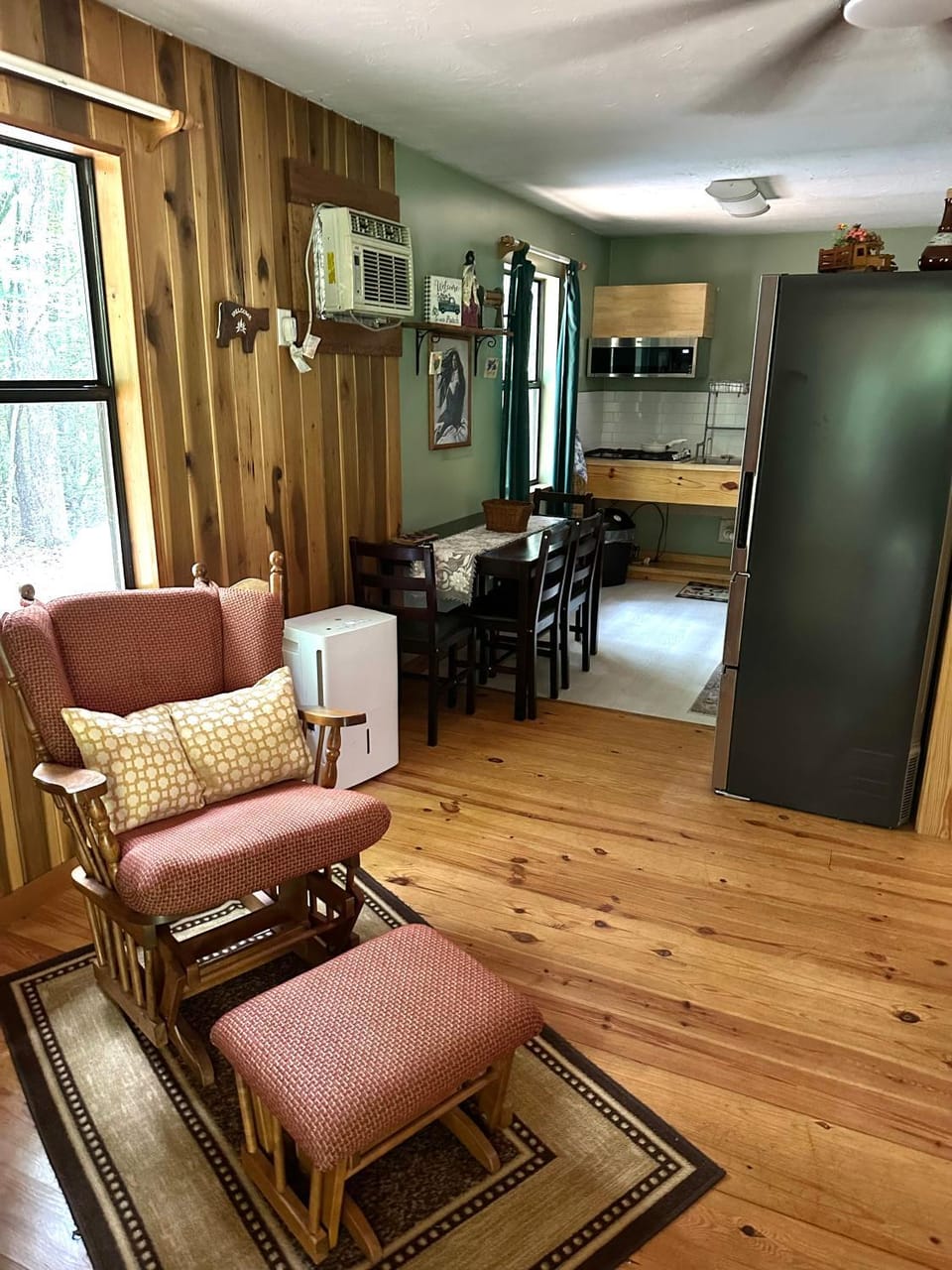 Peaceful, cozy cabin in the woods Cabin in Tennessee