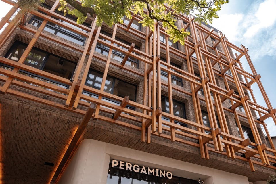 Property building, Facade/entrance, Day