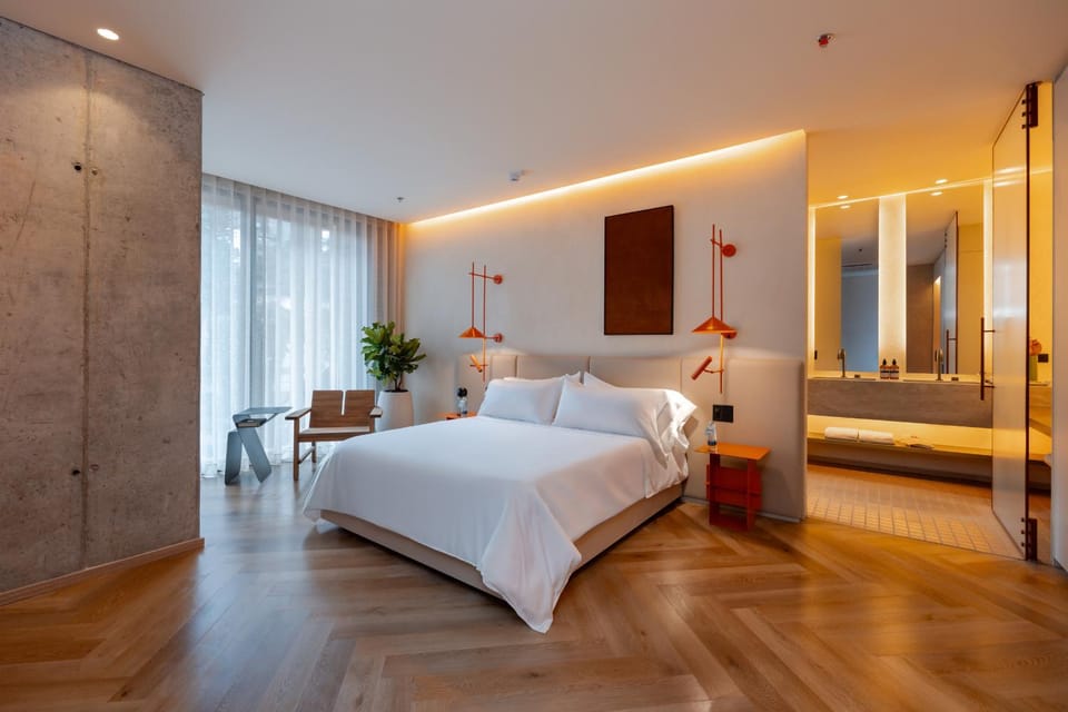 Bed, Photo of the whole room, Bedroom