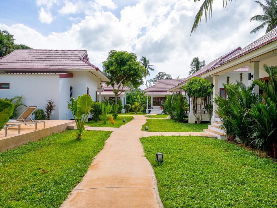 Tropical Nusa Residence Resort in Ko Samui