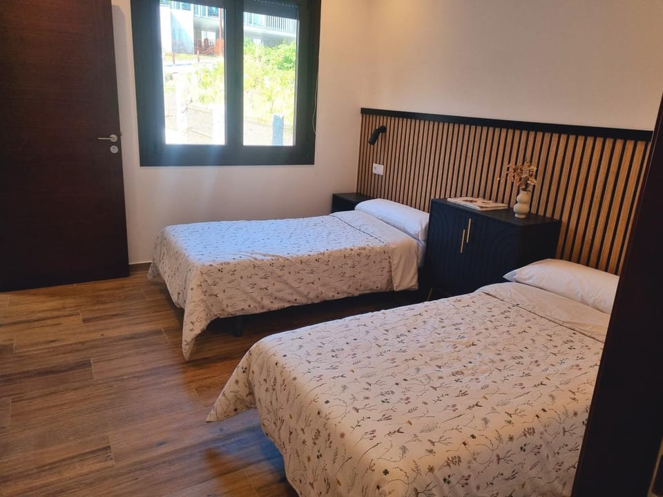 Albergue CAROI HOSTEL & ROOMS Armenteira Hostel in O Salnés