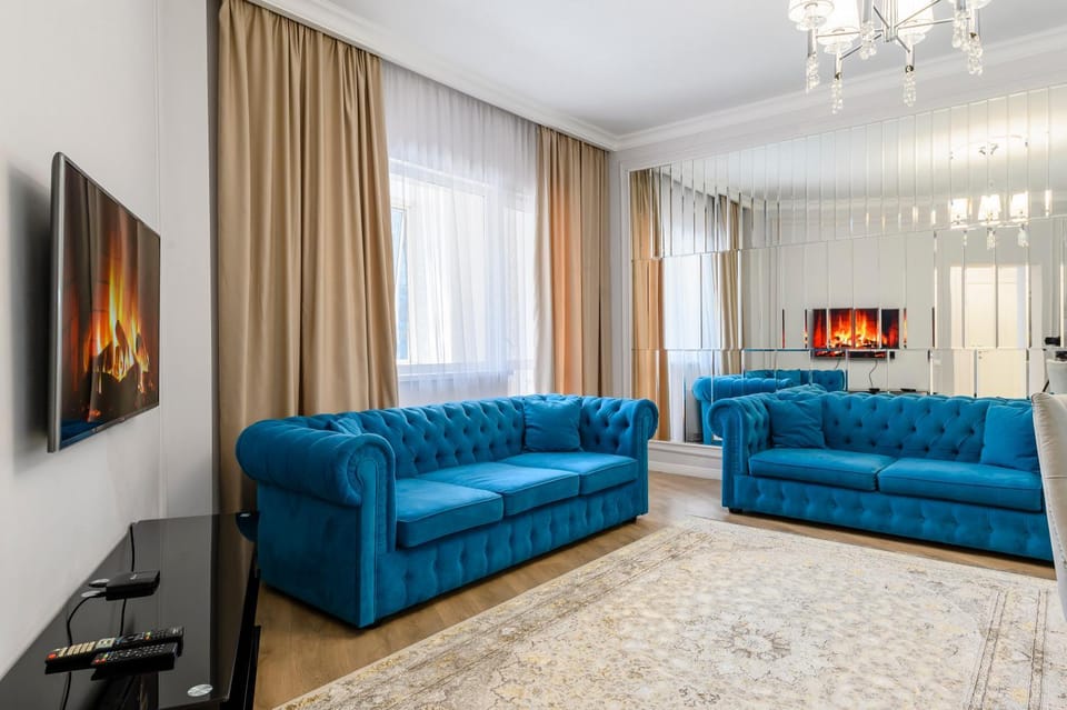 Communal lounge/ TV room, TV and multimedia, Living room, Seating area