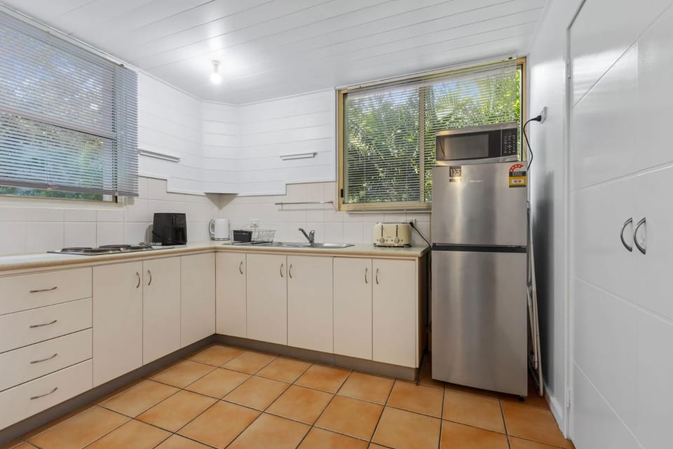 Baden 38 - Rainbow Shores. Pool. Walk to beach Apartment in Rainbow Beach