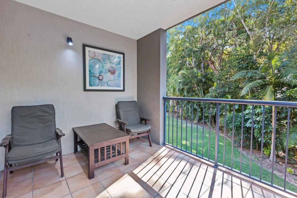 Baden 38 - Rainbow Shores. Pool. Walk to beach Apartment in Rainbow Beach