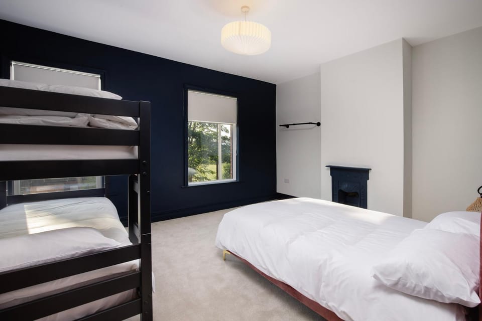 Blackpool Beauty! - Full House - Sleeps 9 House in Blackpool