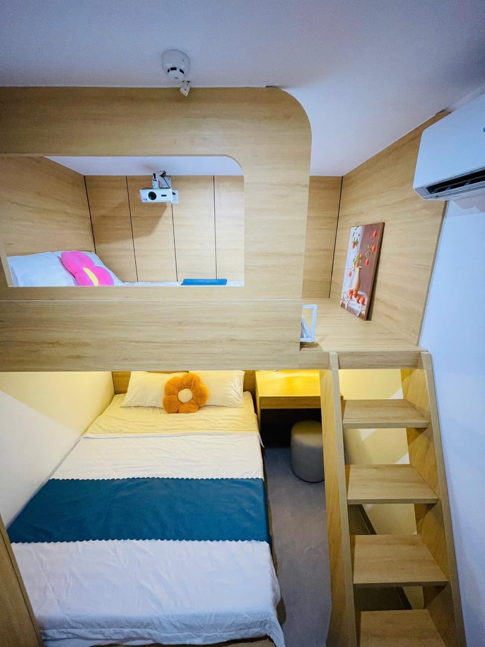 Bed, Bedroom, bunk bed, wardrobe