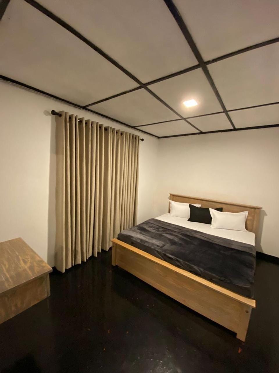 The Hilltop Hideout Apartment in Nuwara Eliya
