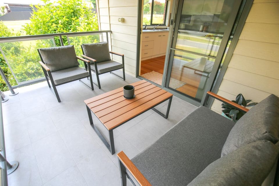 Patio, View (from property/room), Balcony/Terrace, Seating area, Dining area, Pets, pet friendly