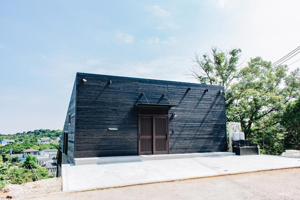 Property building, Day