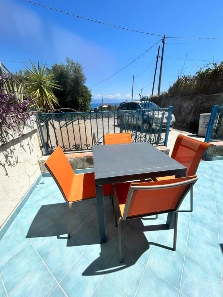 Patio, Balcony/Terrace, Dining area, Sea view