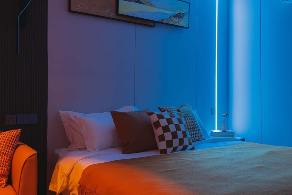 Bed, Bedroom