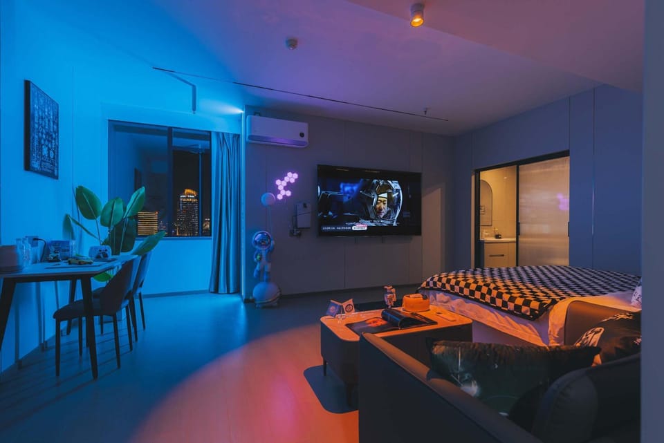 Communal lounge/ TV room, TV and multimedia, Seating area