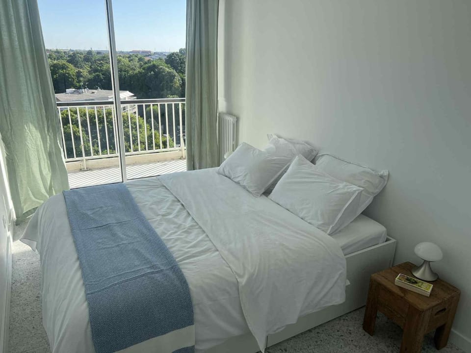Appartement vue imprenable à 10 mn à pied du vieux port Apartment in La Rochelle