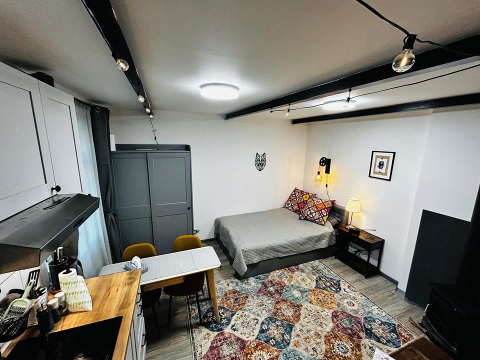 Living room, Photo of the whole room