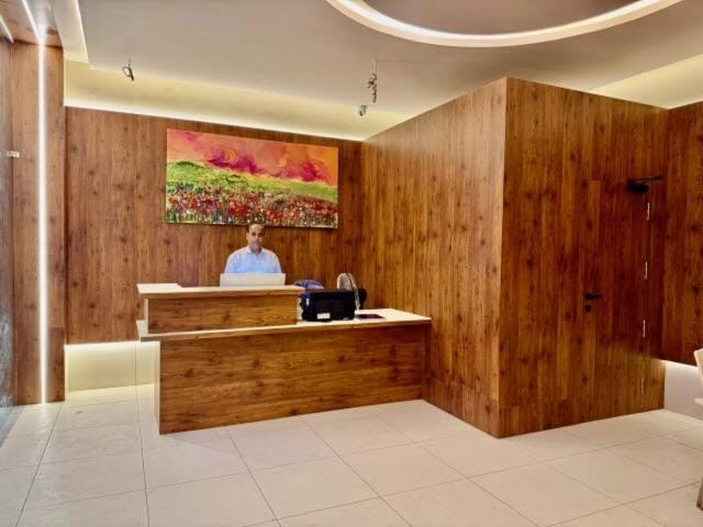 Staff, Lobby or reception
