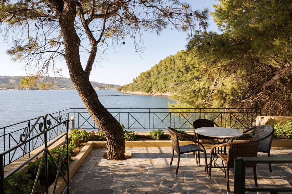 Patio, Day, Natural landscape, View (from property/room), Seating area, Dining area, Mountain view, Sea view