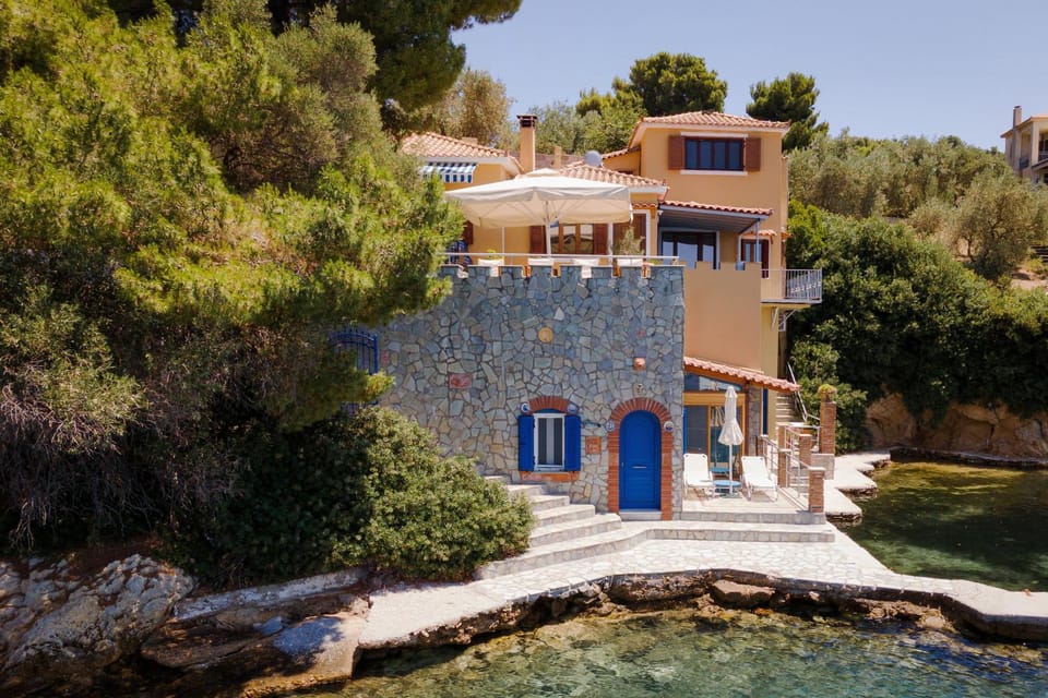 Property building, Day, Natural landscape, Sea view