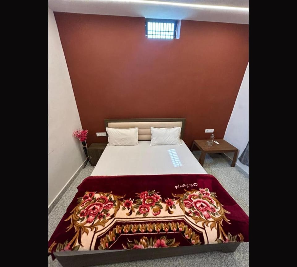 Rajeshwar Bhawan Bed and Breakfast in Uttar Pradesh