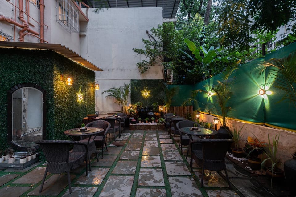 Soho Nest 4-Bedrooms Spacez Wooden House Villa in Mumbai