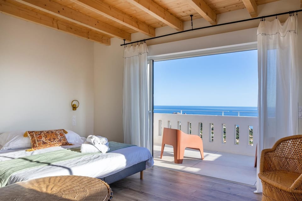 Bed, View (from property/room), Bedroom