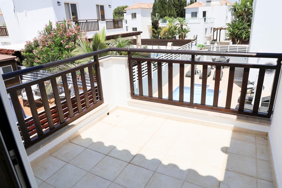 Property building, Patio, Day, View (from property/room), Balcony/Terrace