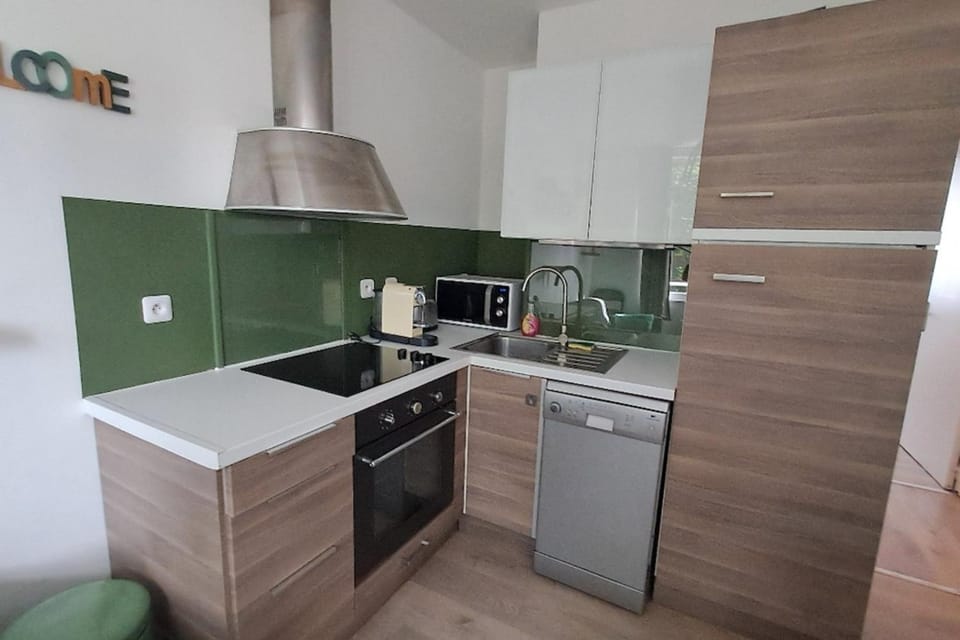 Lovely 32 square metre studio next to the beach Apartment in La Baule-Escoublac
