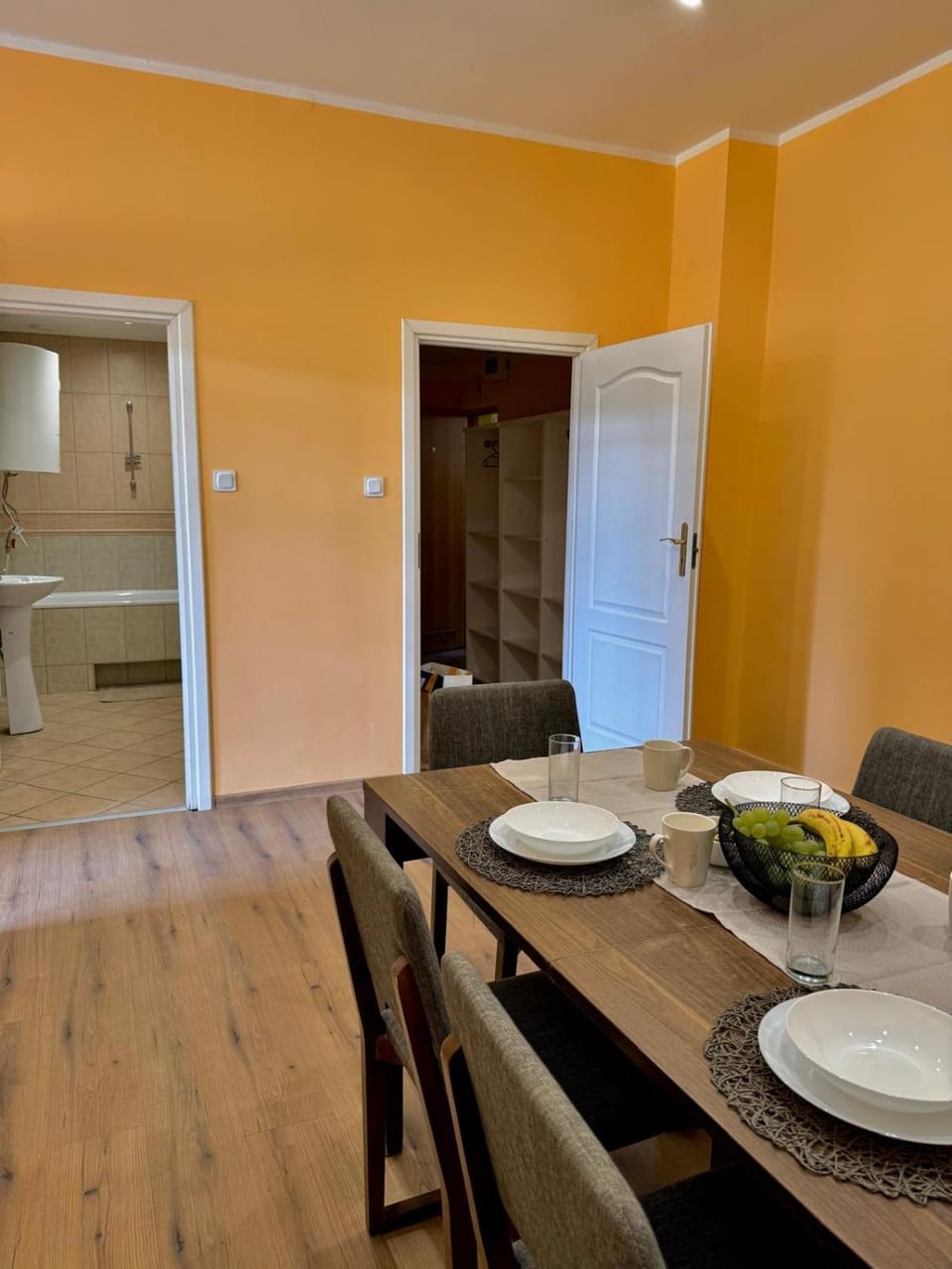 Kitchen or kitchenette, Food