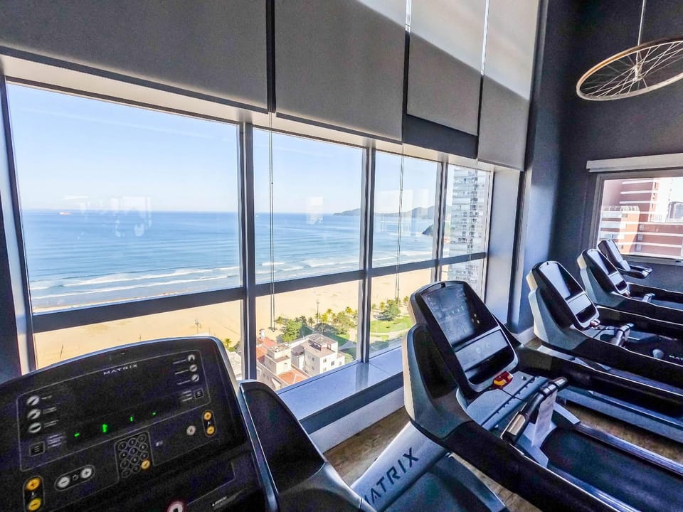Fitness centre/facilities, Sea view