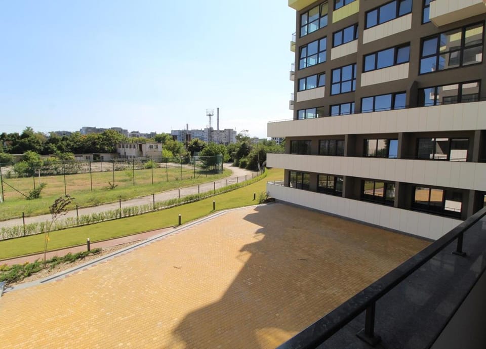 Property building, Day, View (from property/room), Balcony/Terrace