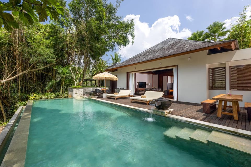 Balcony/Terrace, Swimming pool
