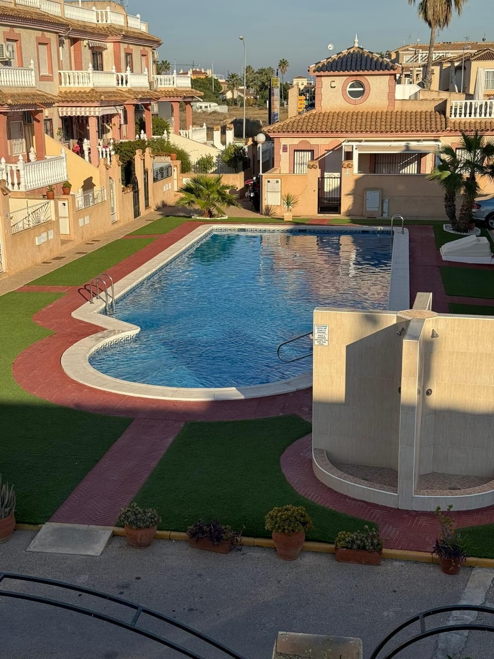Swimming pool, Swimming pool
