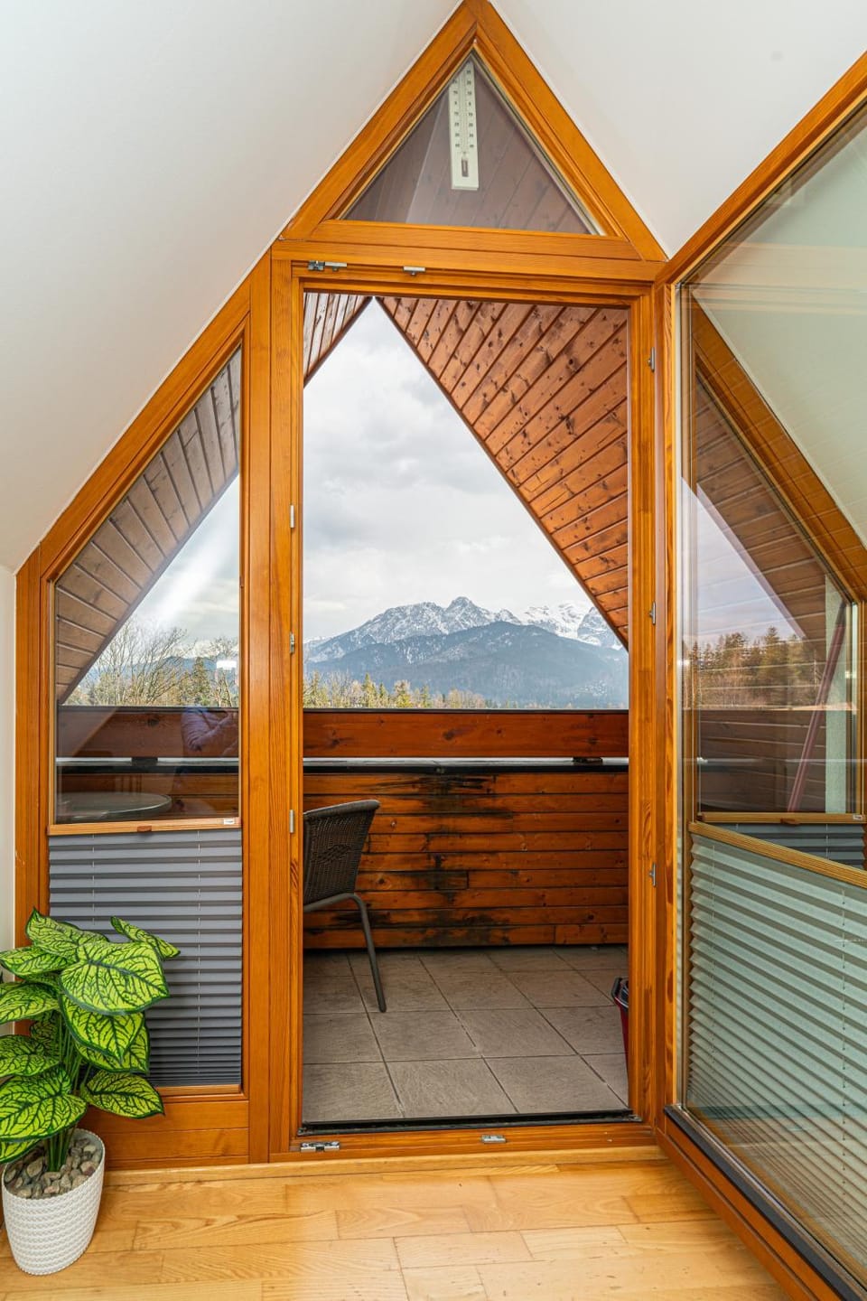 Mountain View Studio Snowbird Residence Budzówka Kościelisko by RentiloPL Apartment in Lesser Poland Voivodeship