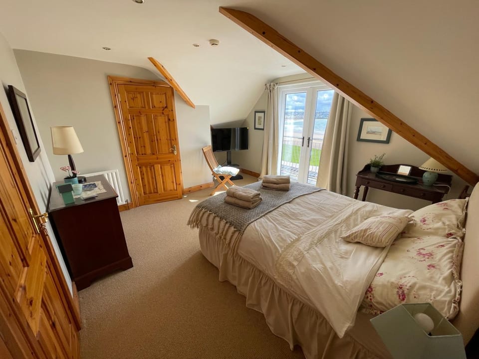 Bed, Fishing, TV and multimedia, View (from property/room), Balcony/Terrace, Beach, Beach, Windsurfing, Bedroom, Sea view, Sunset