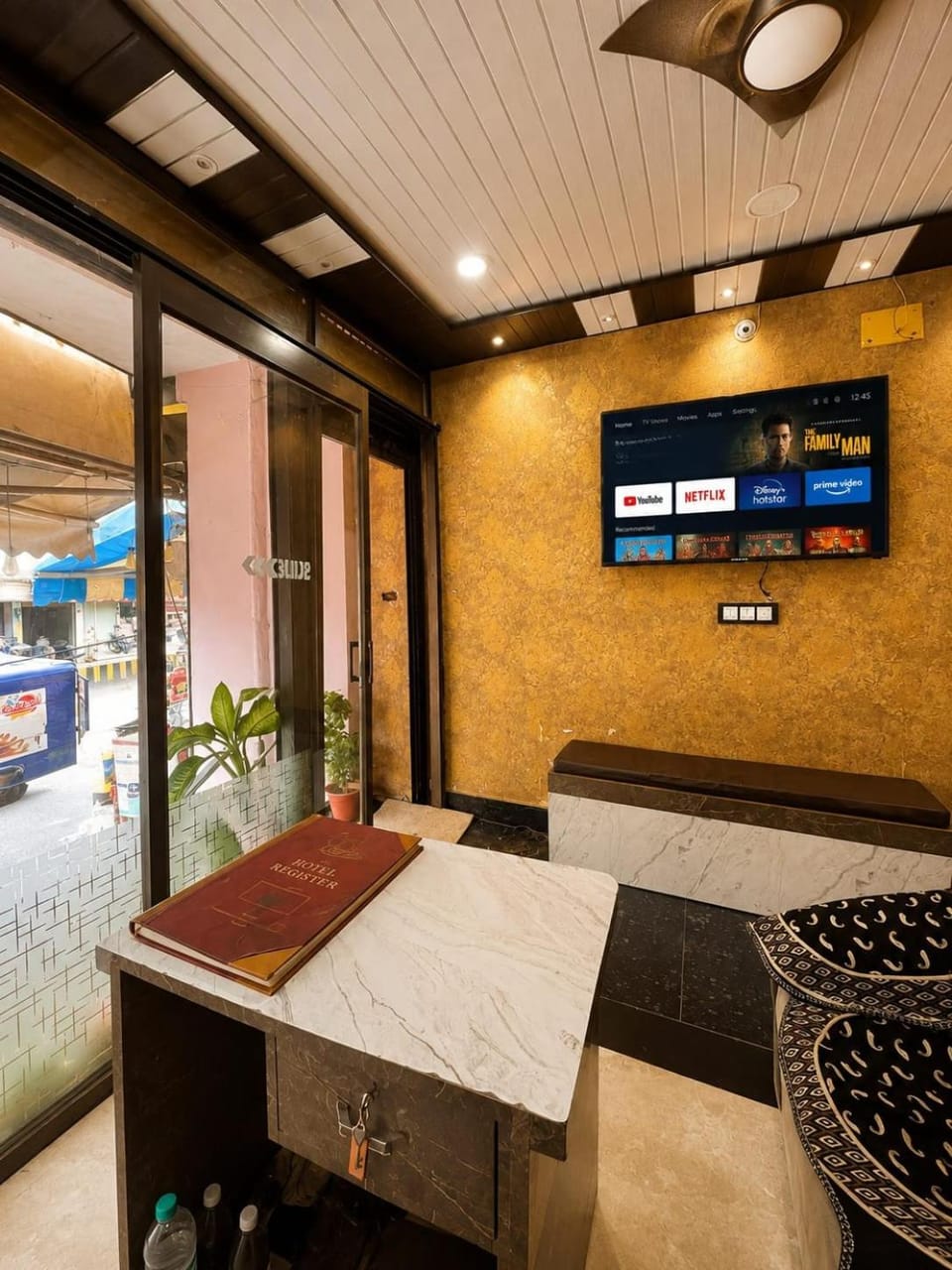 The Kashi Dham P Guest House Bed and Breakfast in Varanasi