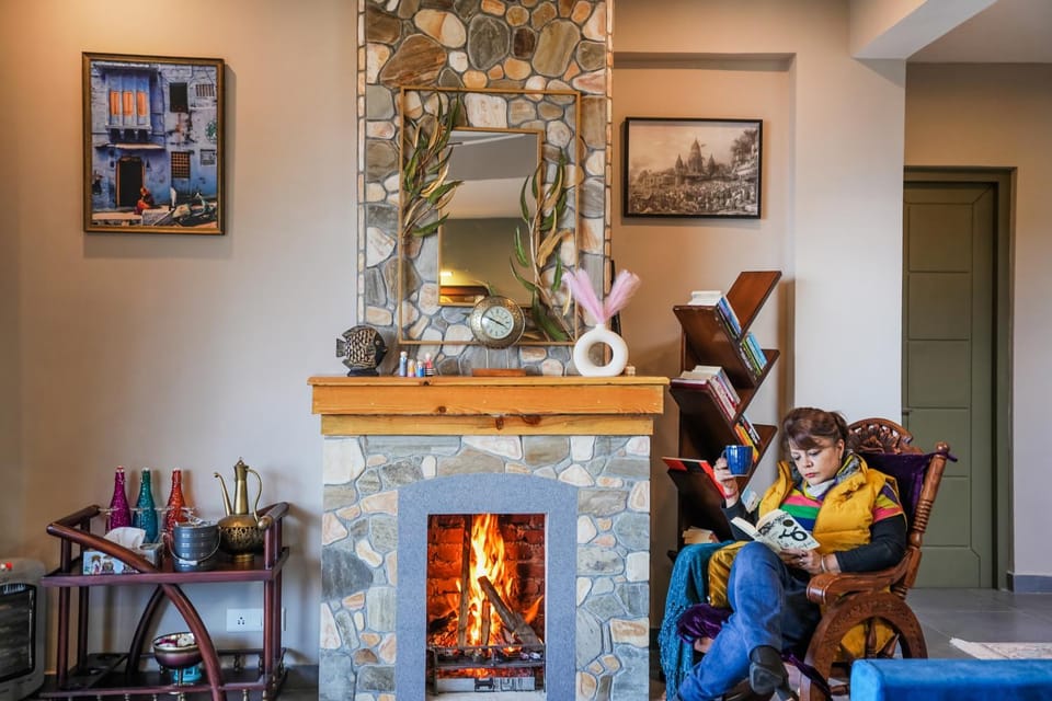 People, Living room, Seating area, fireplace