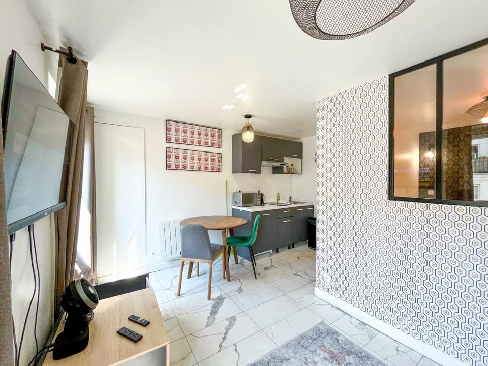 Appartement 03 - Paris Faubourg Bail Mobilité Apartment in Paris