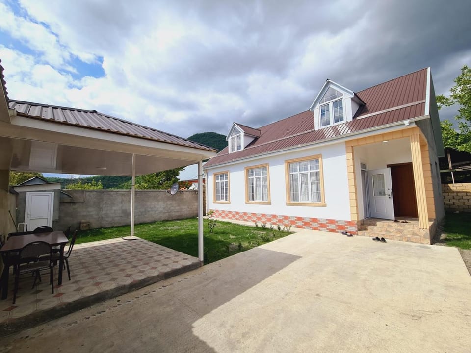 Aksn new small villa House in Azerbaijan