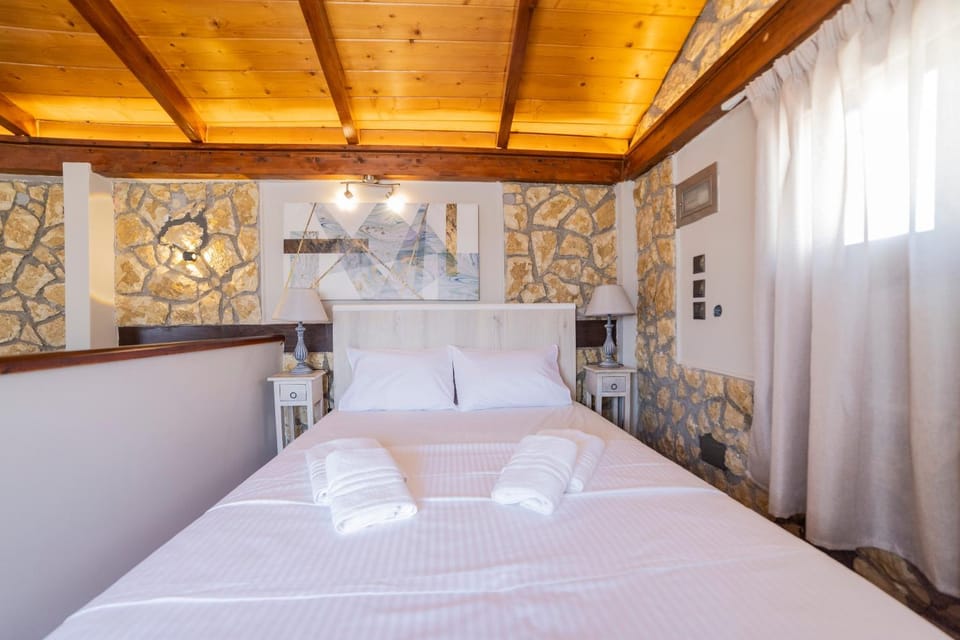 Stonewood House Apartment in Trikala