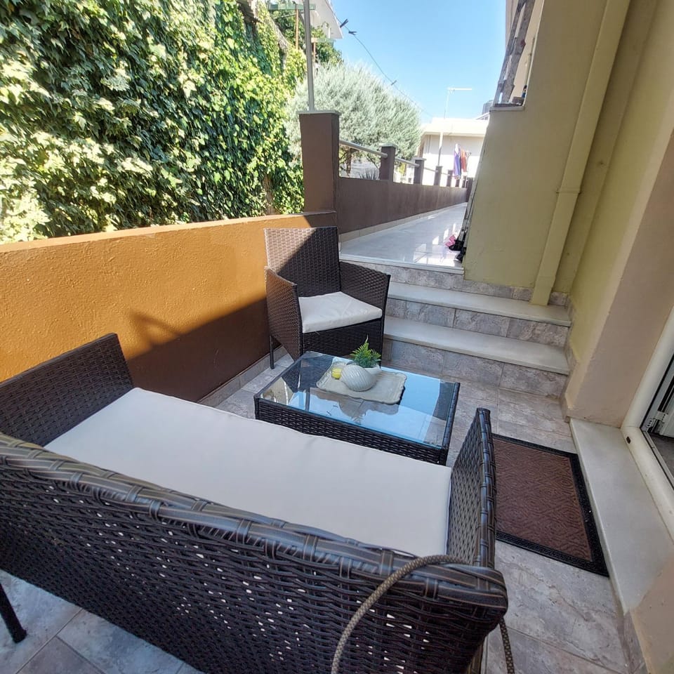 The Mastiha Spot 4 Apartment in Decentralized Administration of the Aegean