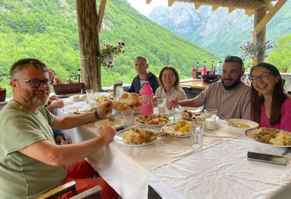 A&R cottages House in Montenegro