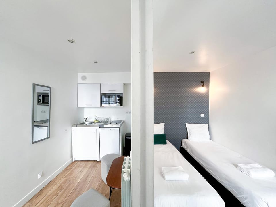 Studio 08 - Paris Faubourg Bail Mobilité Apartment in Paris